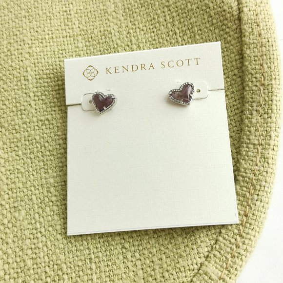 BRAND NEW Kendra Scott Ari Heart Amethyst Silver Stud Earrings - Picture 2 of 6